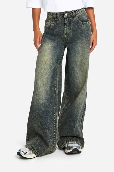 Deep Shadow Wash Wide Jeans