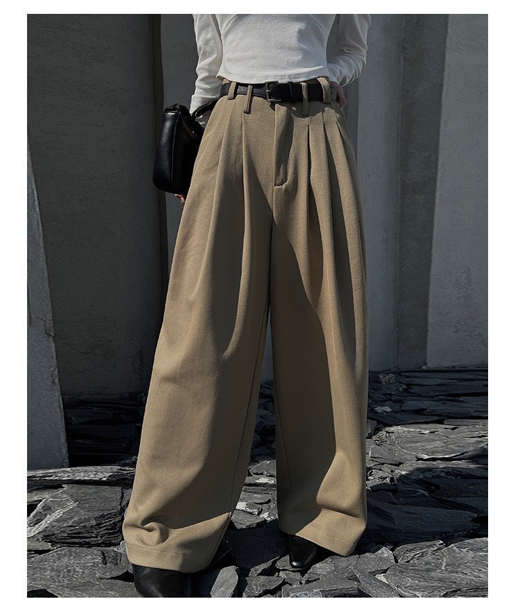 Korean Style Mens Wide Leg Suit Pants Solid Color Casual Streetwear Beige  Pleated Trousers For Baggy Style Style 3143 From Iklpz, $35.65 | DHgate.Com
