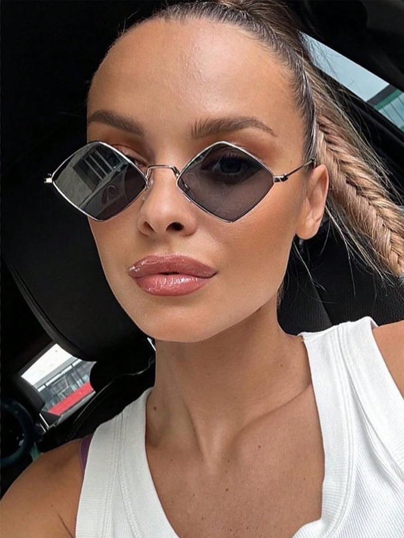 Metal Diamond Retro Sunglasses